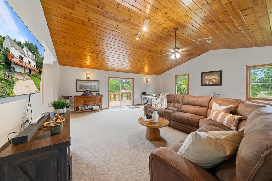 W6815 N Walworth ROAD, Walworth, WI 53184 - Image #3