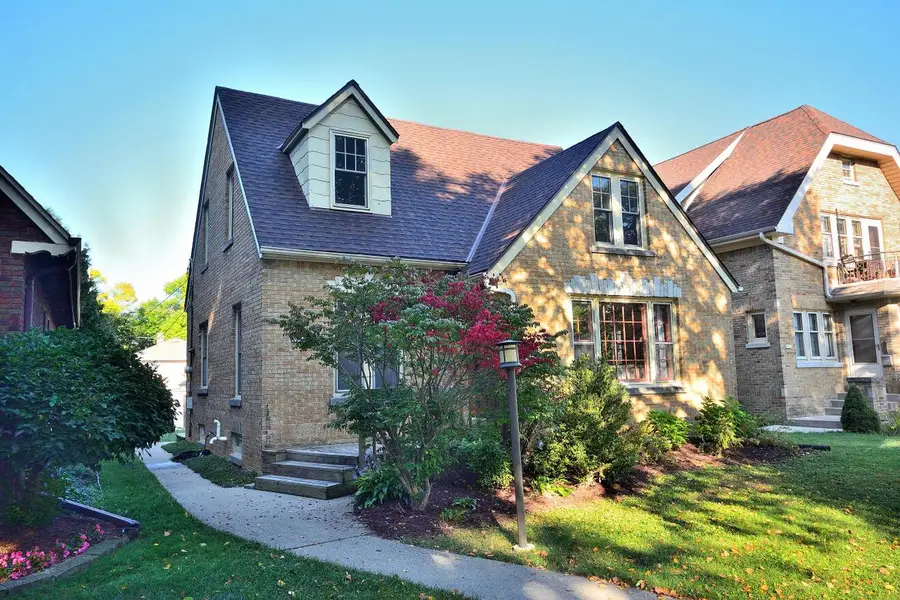 2657 N 67th STREET, Wauwatosa, WI 53213 - Image #2