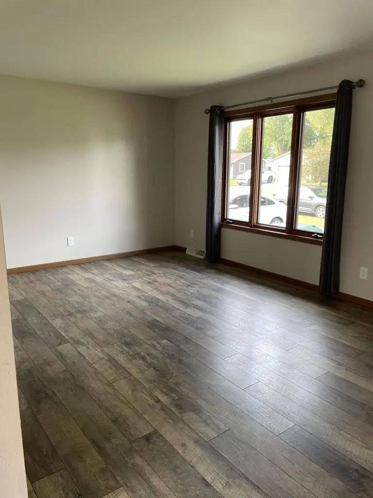 1905 Henry Johns BOULEVARD, Bangor, WI 54614 - #3