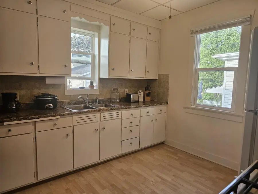 614 Huron STREET, Manitowoc, WI 54220 - Image #2