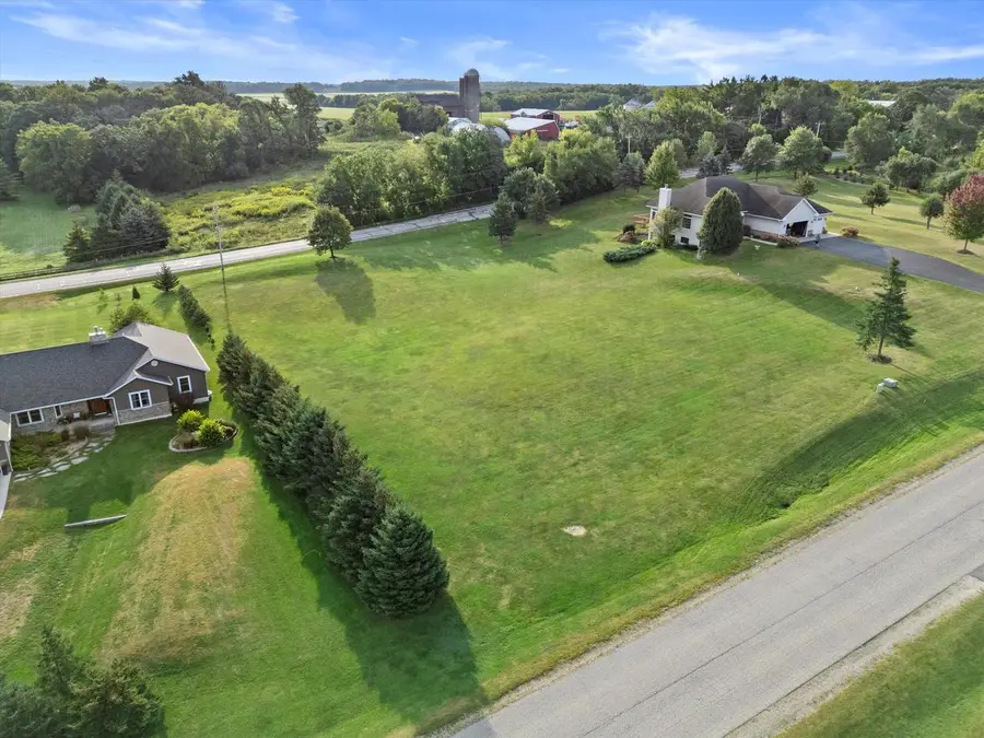 6601 FOXTAIL LANE, Burlington, WI 53105 - Image #3