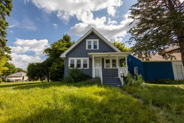 4738 N 20th STREET, Milwaukee, WI 53209