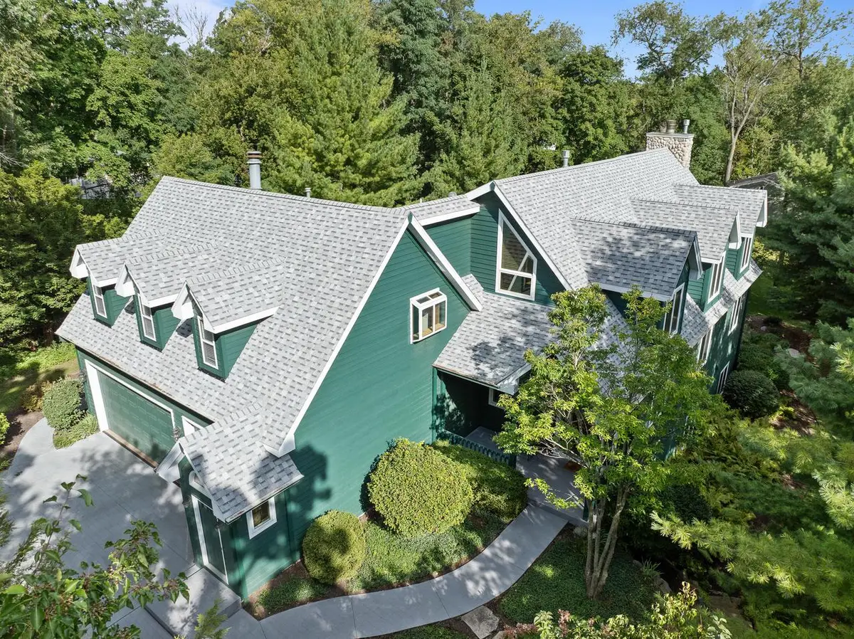 765 Brickley COURT, Fontana, WI 53125 - Image #1