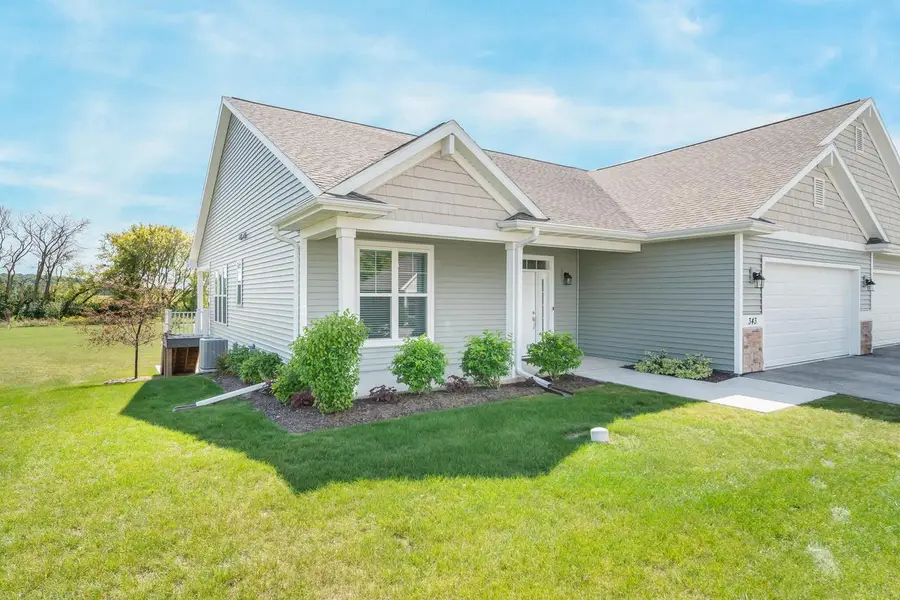 343 Greystone CIRCLE, Plymouth, WI 53073 - Image #2
