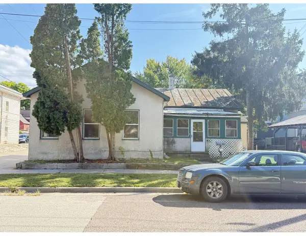 912 Cameron AVENUE, La Crosse, WI 54601