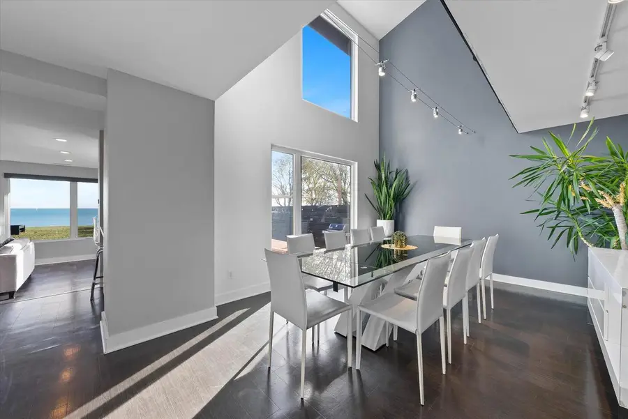 2533 Lakeshore DRIVE, Sheboygan, WI 53081 - Image #3