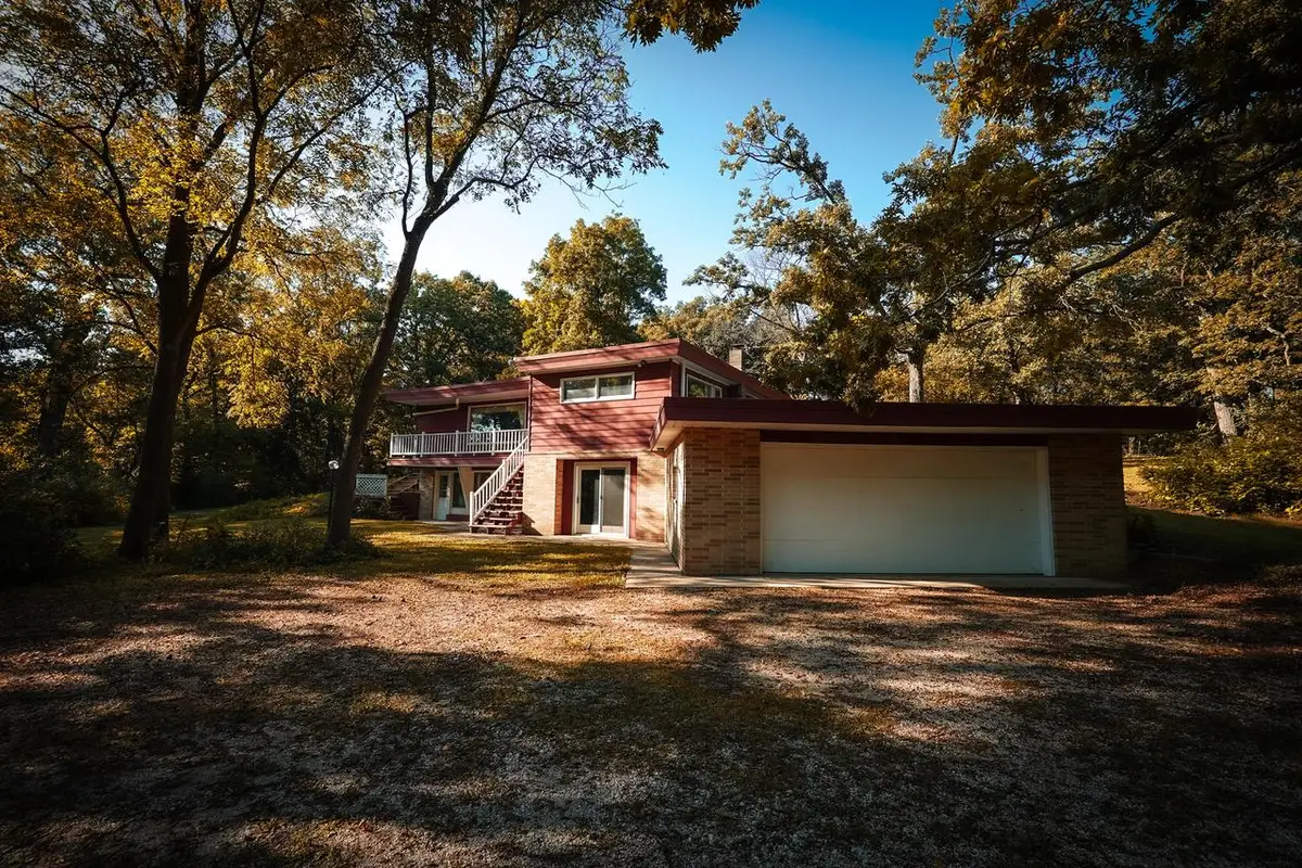 29222 Durand AVENUE, Burlington, WI 53105 - Image #1