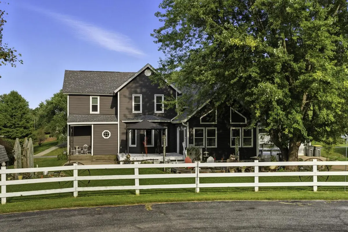 N6754 McCurdy PLACE, Holmen, WI 54636 - Image #1