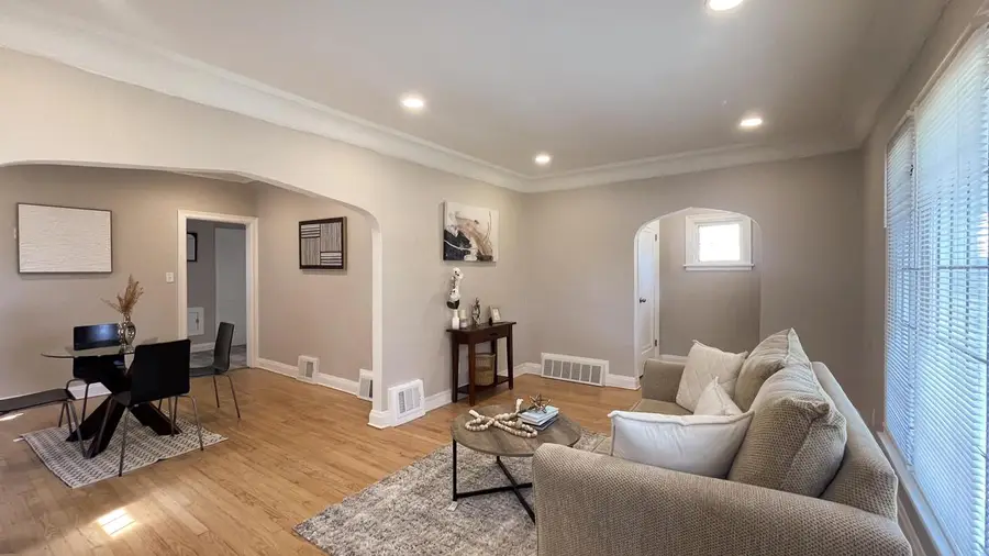 4249 N 18th STREET, Milwaukee, WI 53209 - Image #3