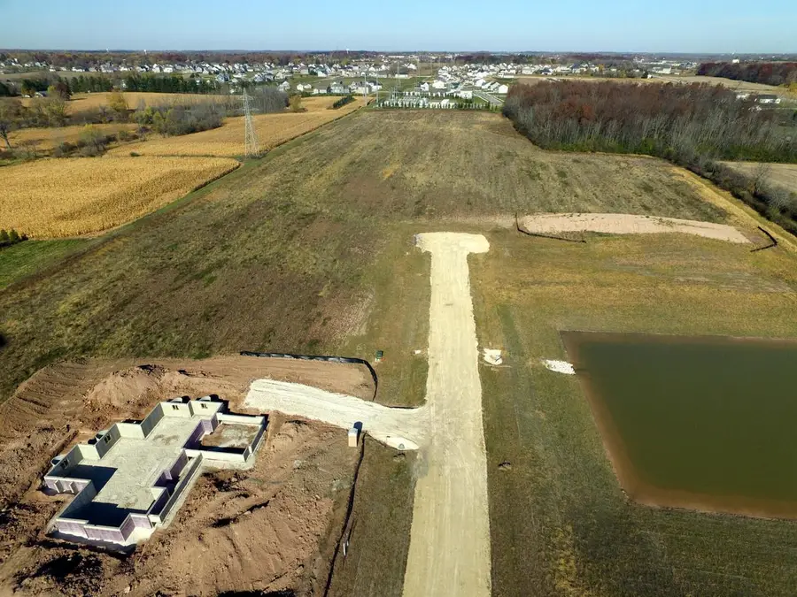 561 MEADOW BREEZE LANE, Grafton, WI 53024 - #3