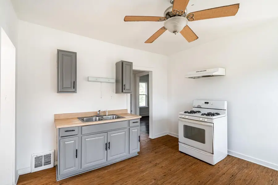 2857 N 34th STREET #2859, Milwaukee, WI 53210 - #3