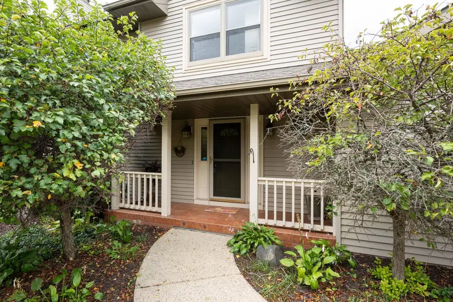 8824 Quail RUN, Burlington, WI 53105 - Image #2