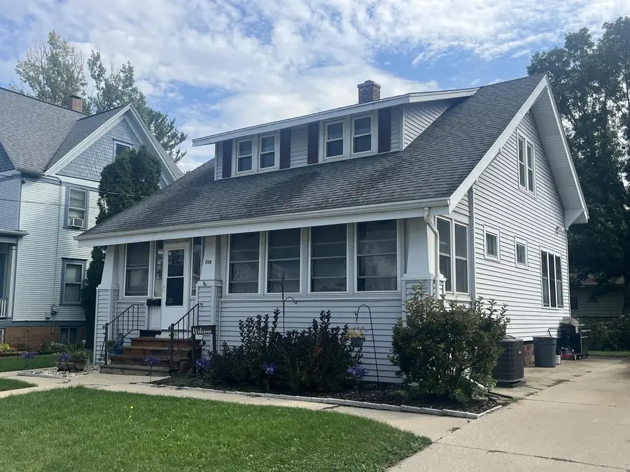 709 S 10th STREET, Watertown, WI 53094 - Image #3
