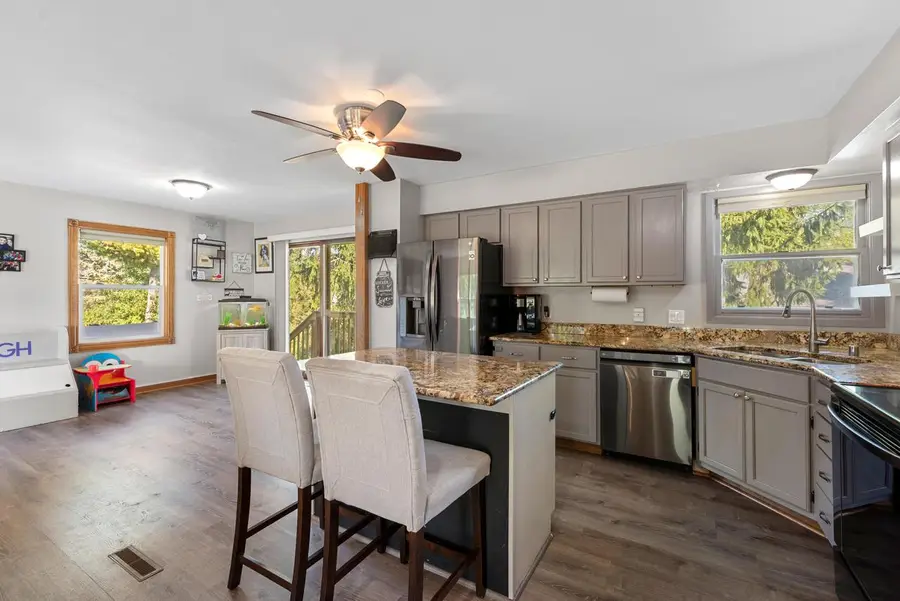 W165N10401 Wagon TRAIL, Germantown, WI 53022 - Image #3