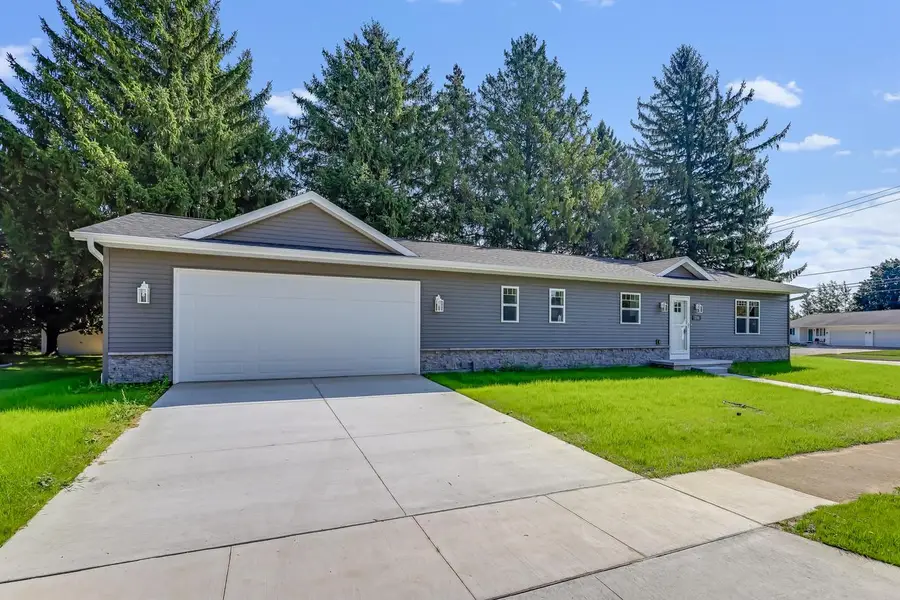 2205 Kellner STREET, Manitowoc, WI 54220 - Image #3