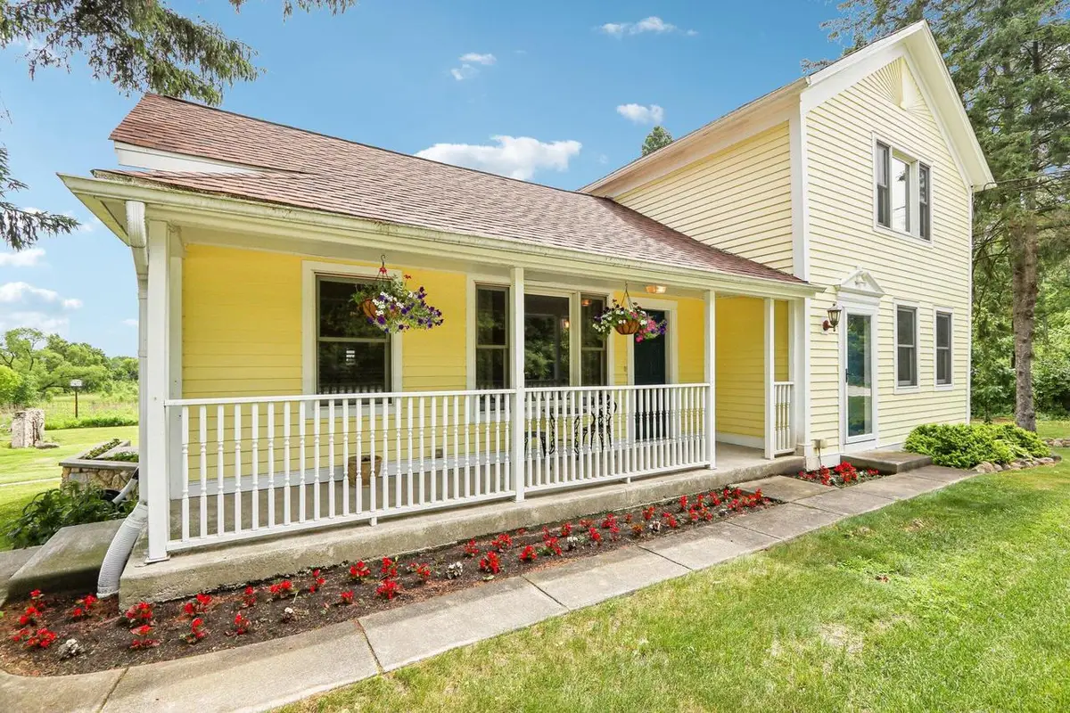 N64W20755 Mill ROAD, Menomonee Falls, WI 53051 - Image #1