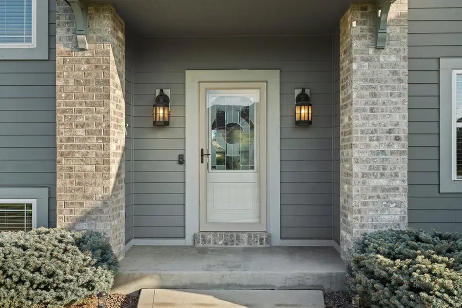 N63W13412 Hummingbird WAY, Menomonee Falls, WI 53051 - Image #2