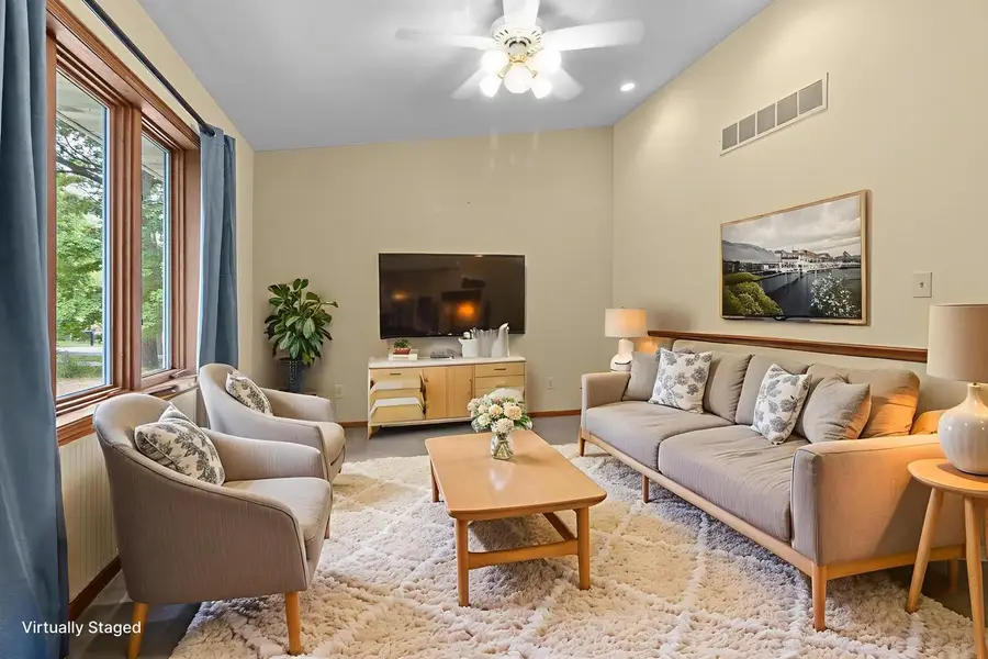 W3115 Conant STREET, Lake Geneva, WI 53147 - Image #2