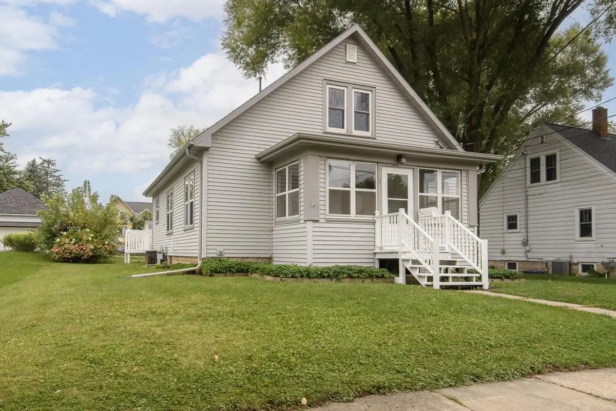 406 N Hubbard STREET, Horicon, WI 53032 - Image #1