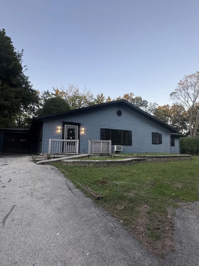 13010 W Honey LANE, New Berlin, WI 53151 - Image #1