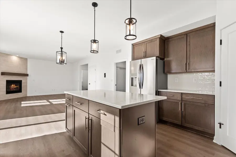 N174W20671 Laurel Springs CIRCLE, Jackson, WI 53037 - #3