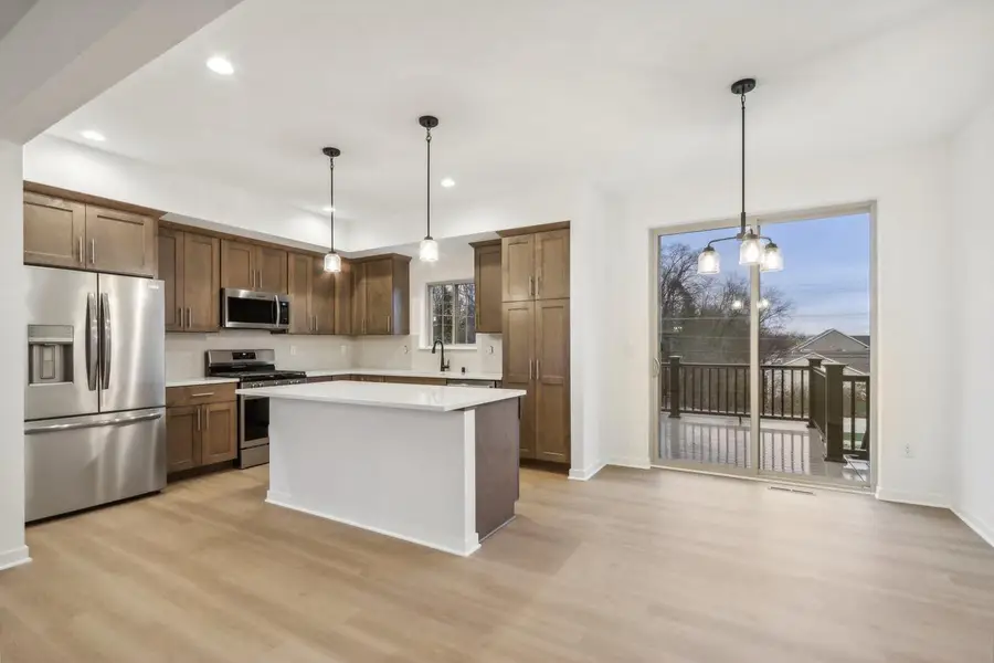 N174W20582 Laurel Springs CIRCLE, Jackson, WI 53037 - #2