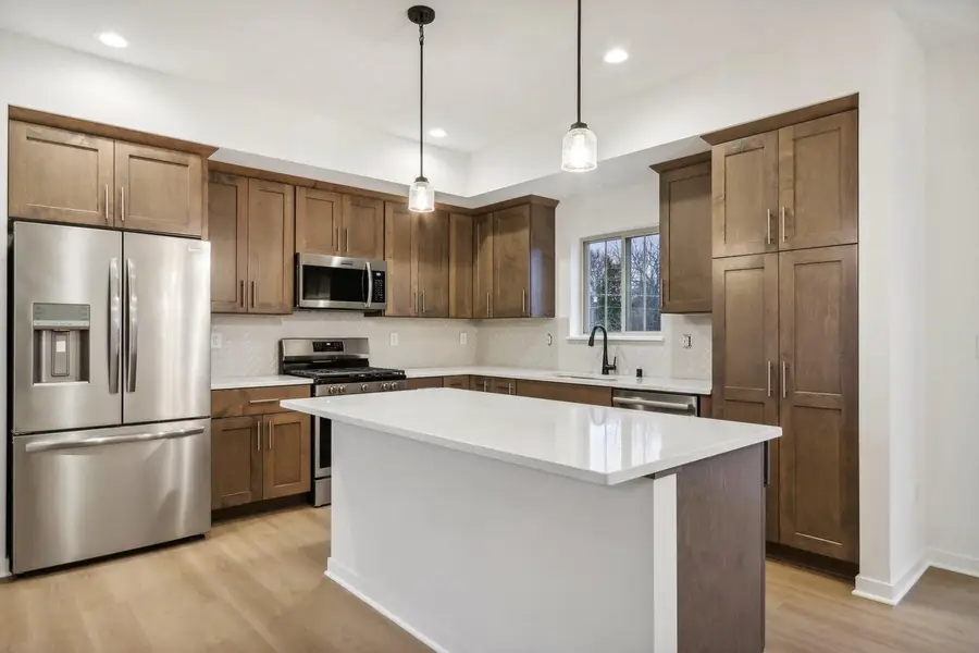 N174W20582 Laurel Springs CIRCLE, Jackson, WI 53037 - #3