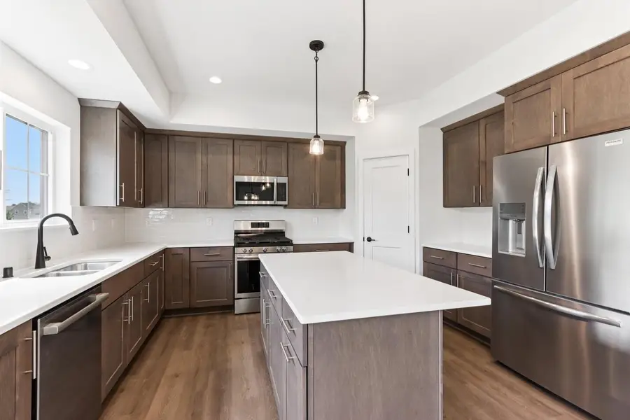 N174W20616 Laurel Springs CIRCLE, Jackson, WI 53037 - #2