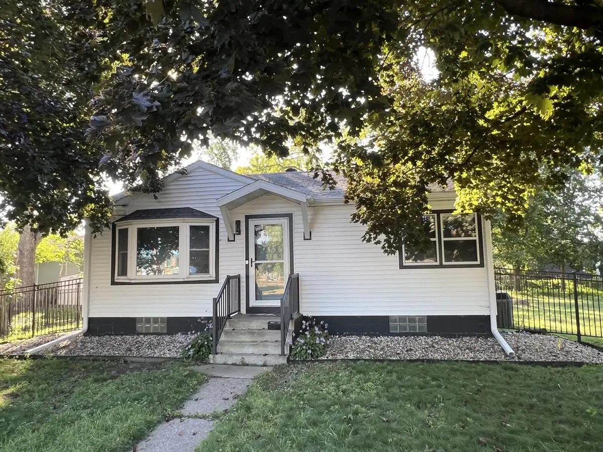 2218 15th STREET S, La Crosse, WI 54601 - Image #1