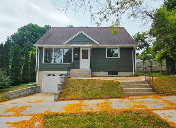 913 Broadway AVENUE, Sheboygan, WI 53081