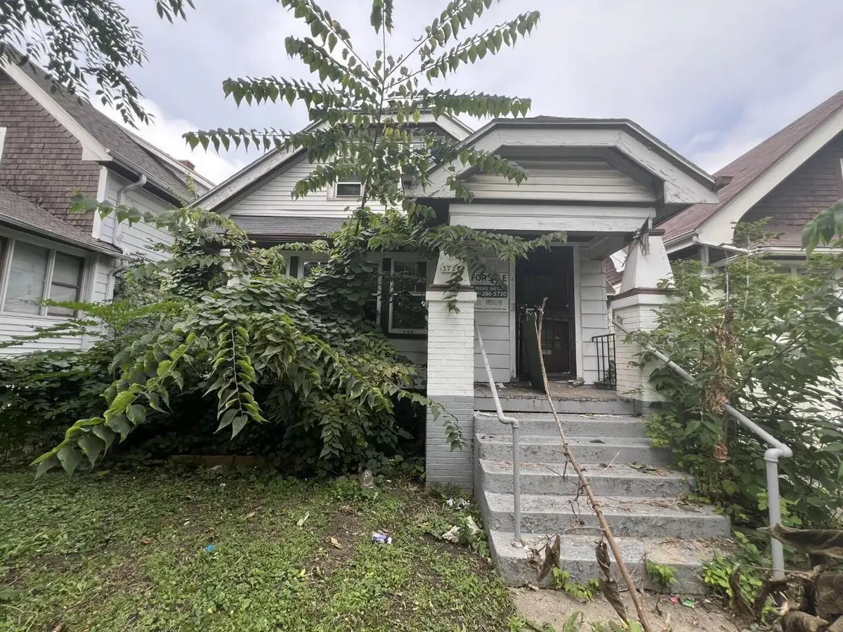 3729 N Vel R Phillips AVENUE, Milwaukee, WI 53212 - Image #1