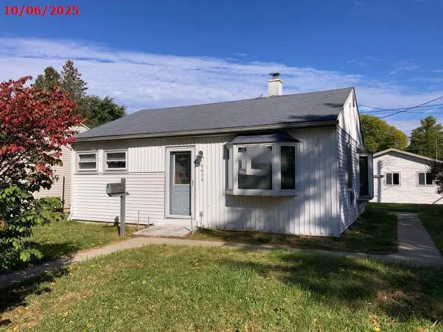 6614 W Morgan AVENUE, Milwaukee, WI 53220 - Image #1