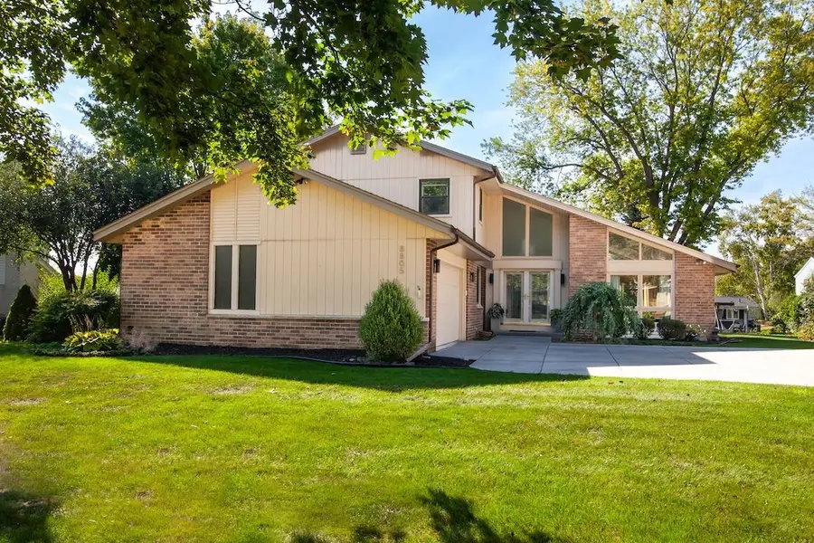 8805 Greenmeadow LANE, Greendale, WI 53129 - Image #2