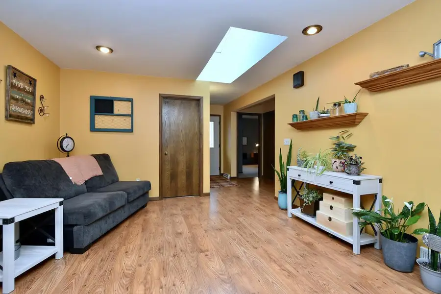 386 PLEASANT HILL DRIVE, Winona, MN 55987 - #2