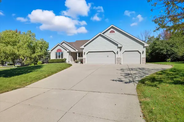 4540 W Melissa COURT, Franklin, WI 53132