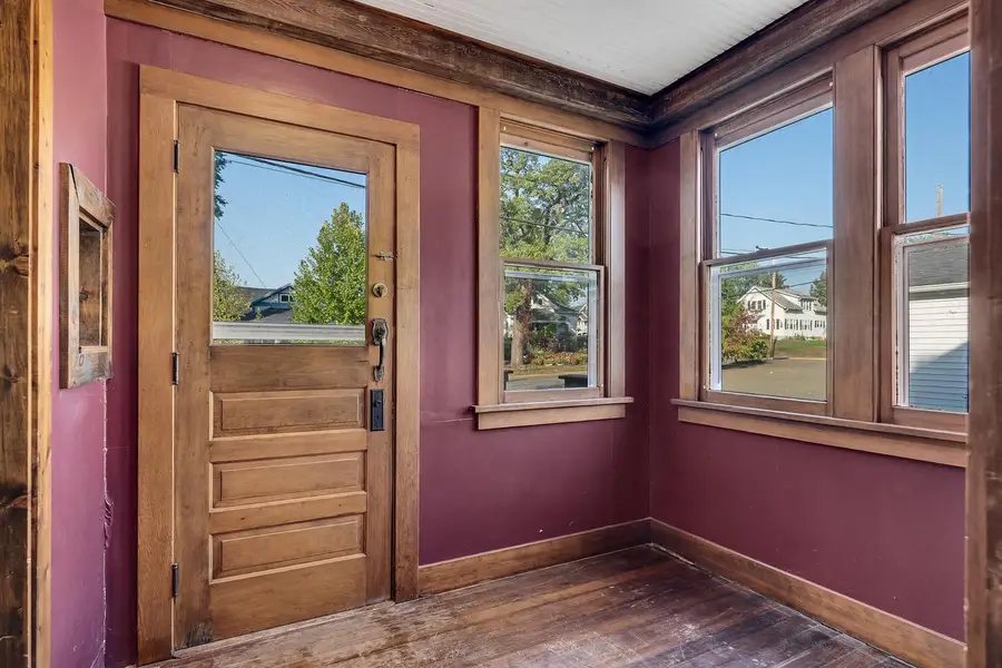 822 Monroe STREET, Onalaska, WI 54650 - Image #2