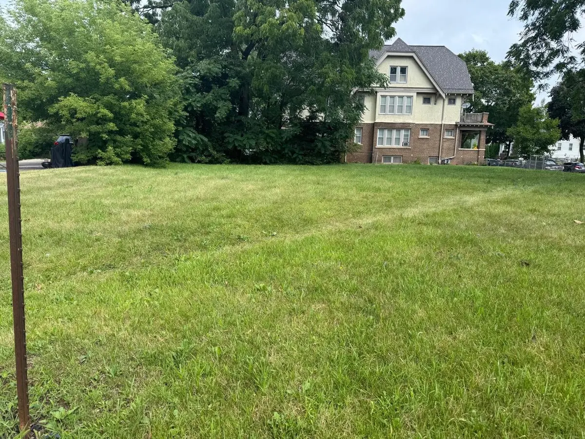 1510 W WRIGHT STREET, Milwaukee, WI 53206 - #1