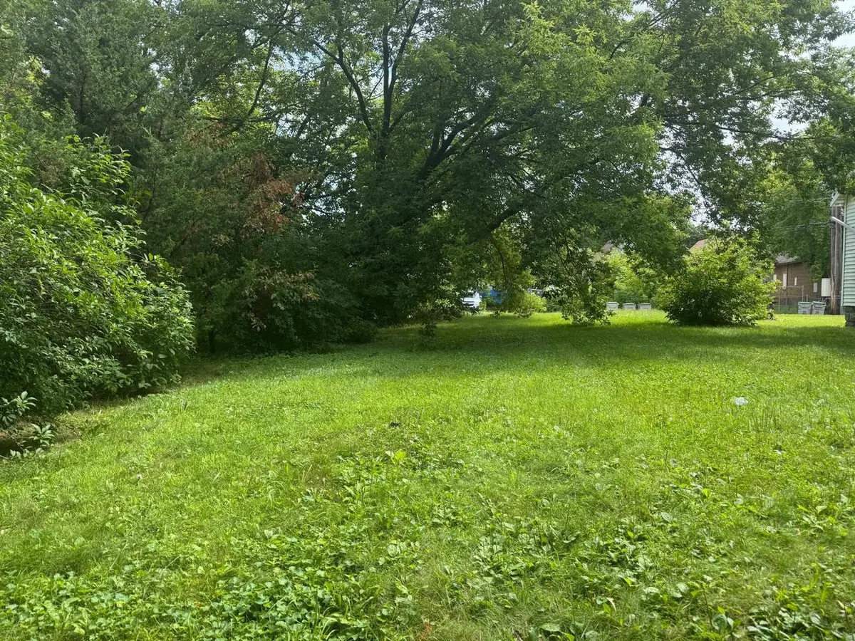 2460 N 16TH STREET, Milwaukee, WI 53206 - Image #1