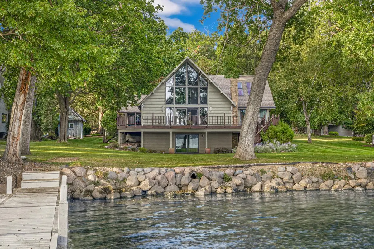 2810 Willow Point DRIVE, Delavan, WI 53115 - #1