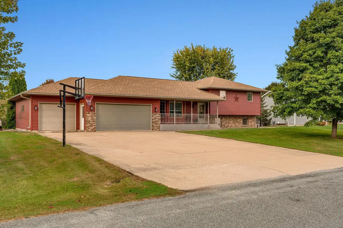 W7844 Windmill STREET, Holmen, WI 54636 - Image #1