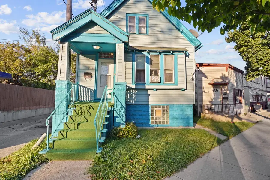 2116 W Burnham STREET, Milwaukee, WI 53204 - Image #2