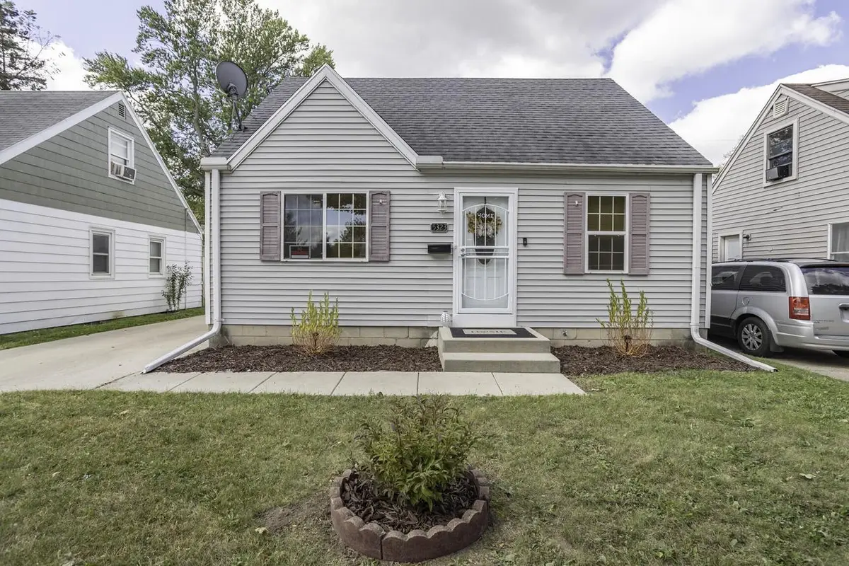 5323 N 51st BOULEVARD, Milwaukee, WI 53218 - Image #1