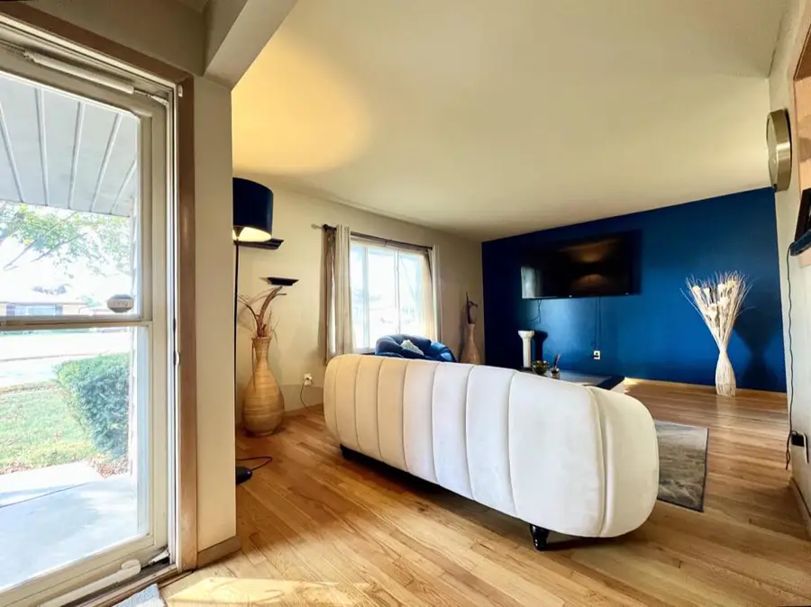 4830 N 89th STREET, Milwaukee, WI 53225 - Image #3