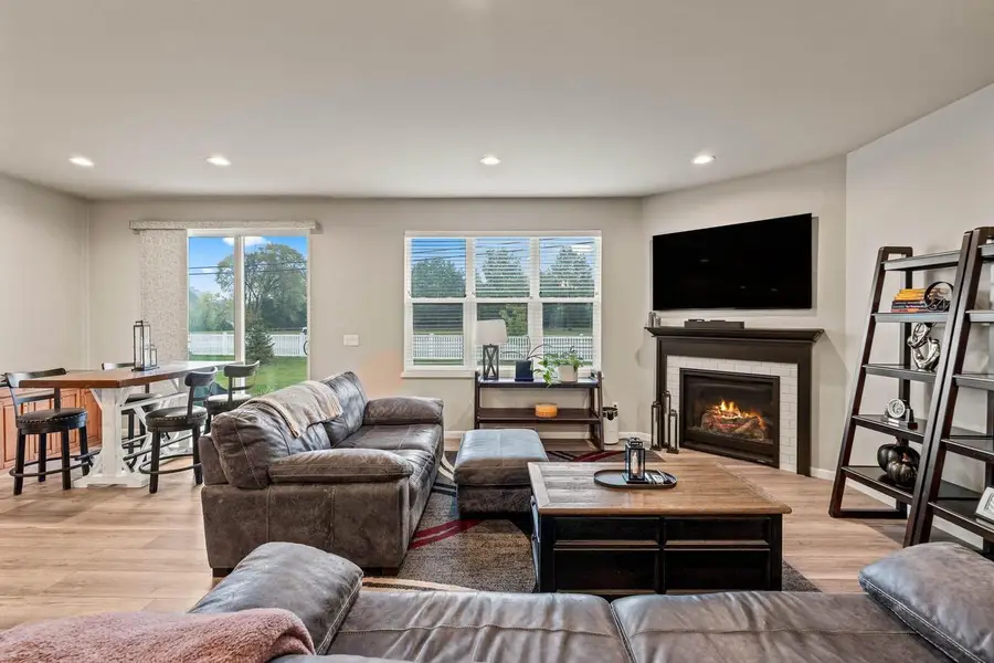 N55W20134 Magnolia LANE, Menomonee Falls, WI 53051 - #3