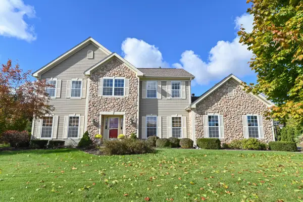 W134N6759 Wild Rose COURT, Menomonee Falls, WI 53051