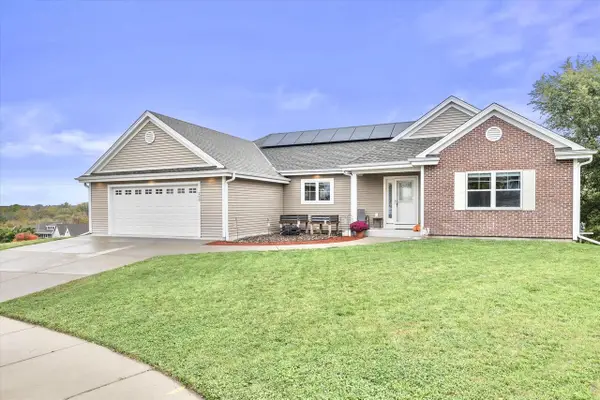 200 Tansdale COURT, Johnson Creek, WI 53038