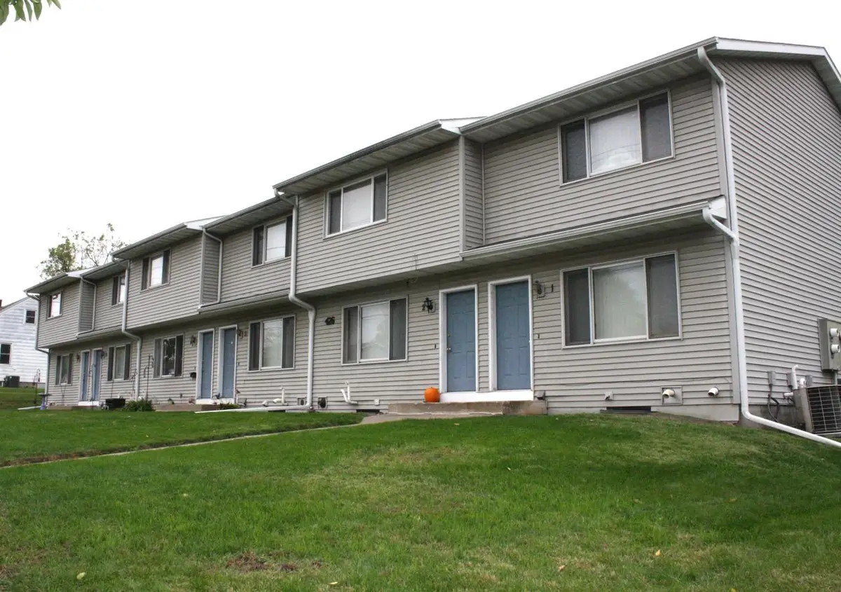 426 4th AVENUE N, Onalaska, WI 54650 - Image #1