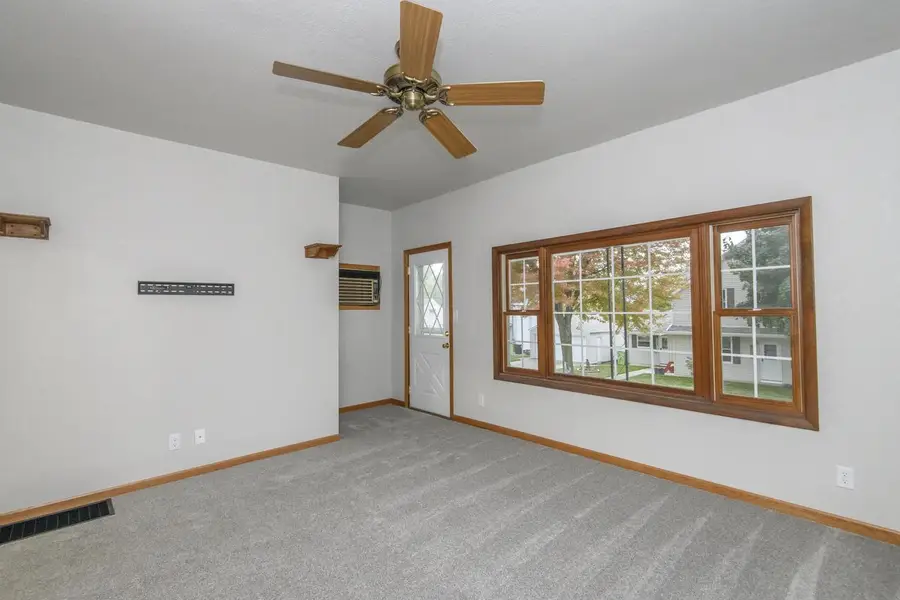116 Rosendale STREET, Beaver Dam, WI 53916 - Image #3