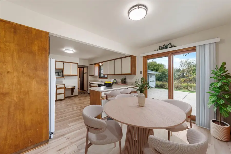 600 Deer Pass ROAD, Saukville, WI 53080 - Image #3