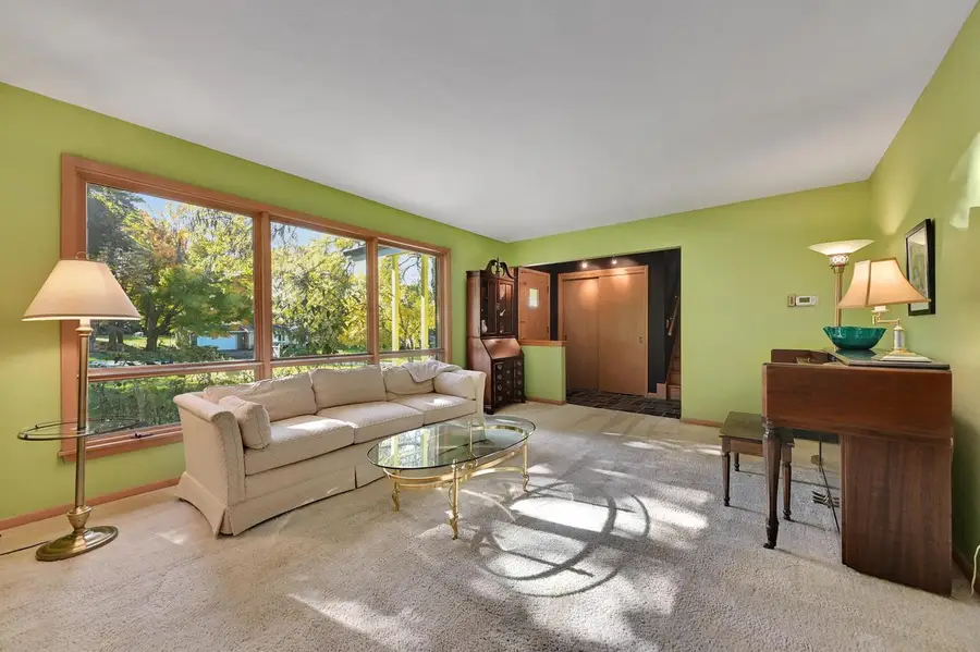 19250 Benington DRIVE, Brookfield, WI 53045 - Image #2